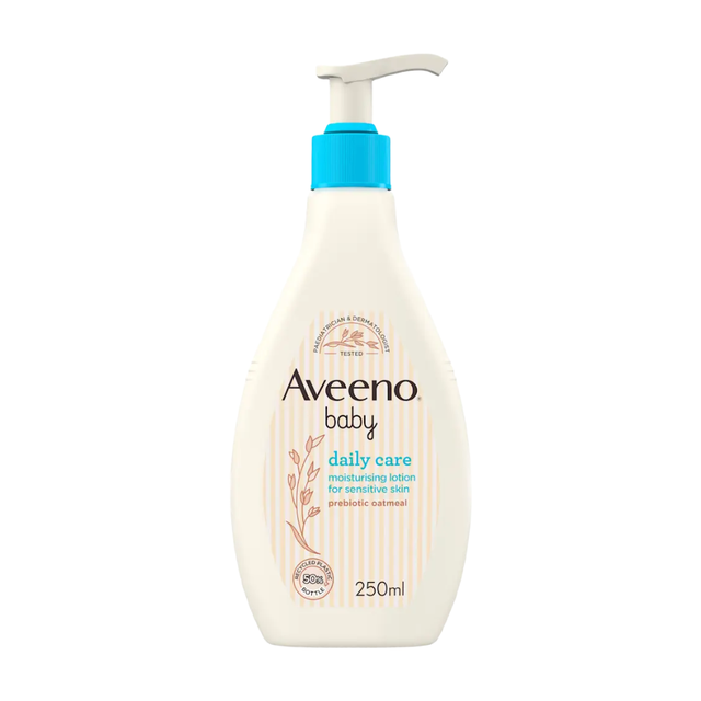 Aveeno Baby Skincare Moisturising Lotion for Daily Care, Nourishing & Gentle for Baby's Skin, 250ml Bottle