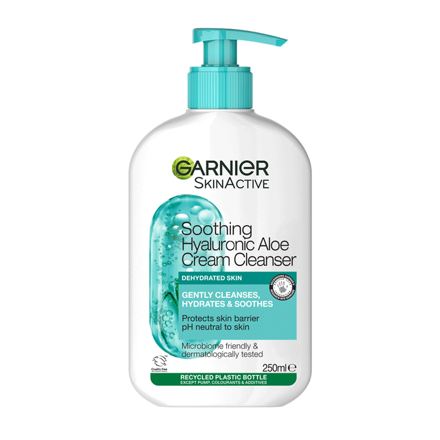 Garnier Face Cleanser: Skin Active Hyaluronic Aloe Soothing Cream Cleanser for Dehydrated Skin, 250ml