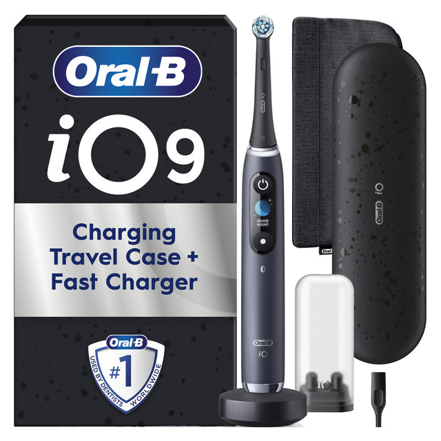 Oral-B iO9 Electric Toothbrush - AI Tracker, Interactive Display, 7 Modes, Magnetic Charger & Travel Case - Black Onyx