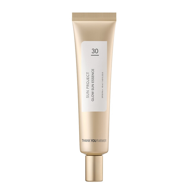 Thank You Farmer Sunscreen SPF30 PA++ Glow Sun Essence: Ultra-Lightweight Daily Facial Sunscreen with Dewy Finish