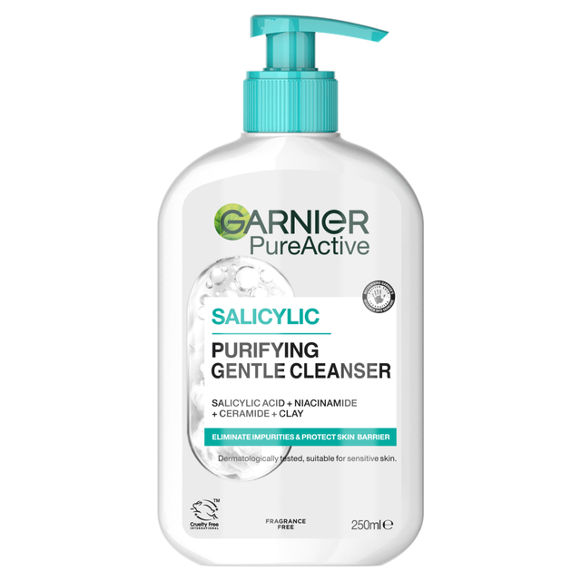Garnier Gentle Hydrating Deep Face Cleanser for Sensitive Skin – Nourishing 250ml Daily Facial Wash Formula