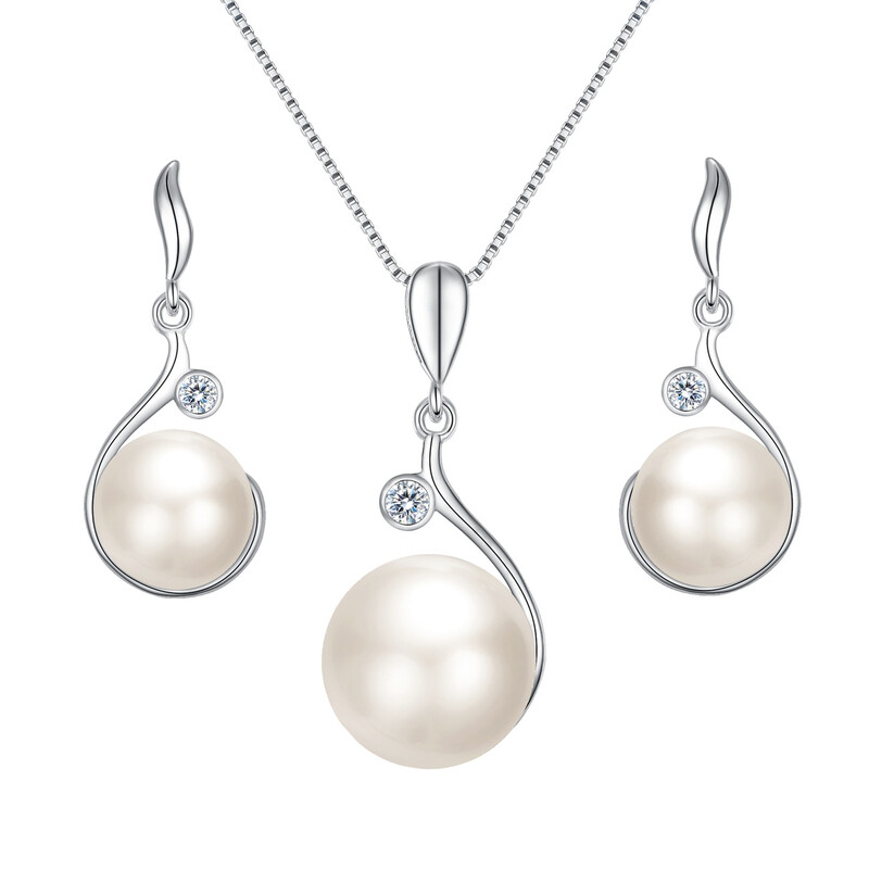 Zircon AAA Freshwater Cultured Pearl Flower Bud Necklace Earrings Set