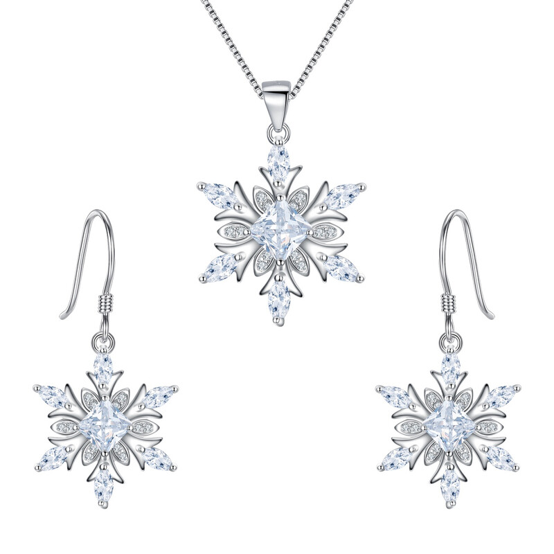 Cubic Zirconia Winter Snowflake Necklace and Earrings Set