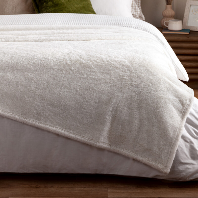 Furn Throw Kallu Ecru 130x180cm