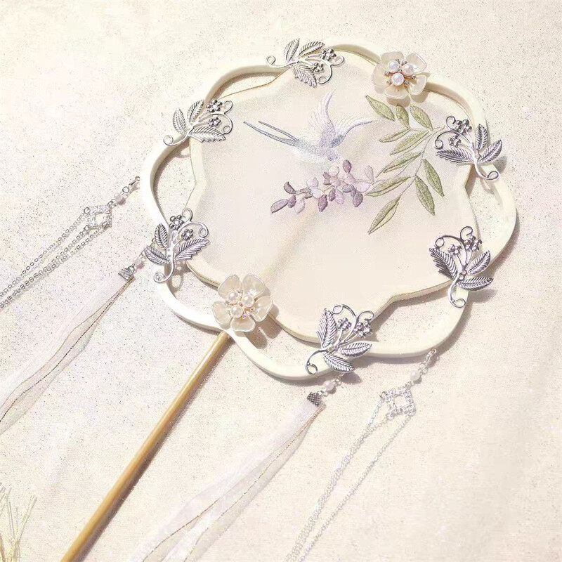 Huacan Ancient style fan, Chinese style, classical Hanfu dance group fan, retro shaped, hand-held long handled wisteria flying bird fan 1PC