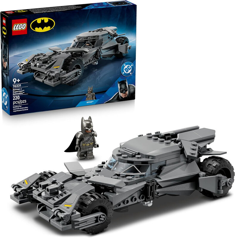 LEGO 76331 Batman vs. Superman™ Batmobile™