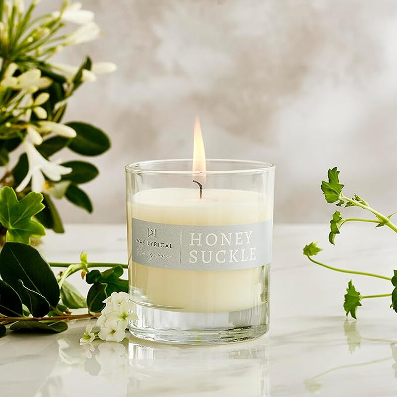 Wax Lyrical Amber Candle Homegrown Honeysuckle 586G