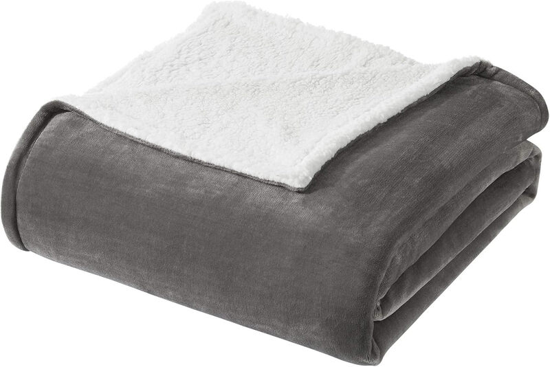 WOLTU Kuscheldecke Flauschig Sherpa Decke, Warme Fleecedecke Oeko-TEX Zertifiziert, Sofadecke XXL weiche Wohndecke für Couch und Sofa, 220x240 cm Grau