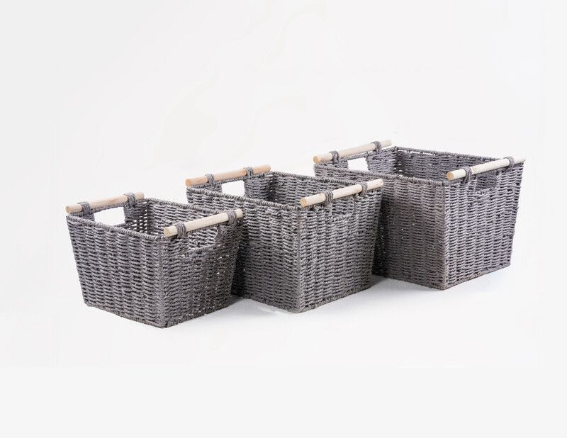 S/3 HAND WOVEN PAPER STORAGE BASKET WITH WOOD HANDLES L:15.5x12.5x10" M:14x11x9" S:12