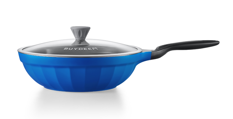 BUYDEEM gegoten aluminium roestvrij roerbakpan, snel en gelijkmatig verwarmende melkpan met glazen deksel, geschikt voor alle kookplaten, vrij van PFOA/PFAS, kookpan met koele handgreep, Cheflite-serie, PL62, 30 cm, 4,7 L, Island Blue