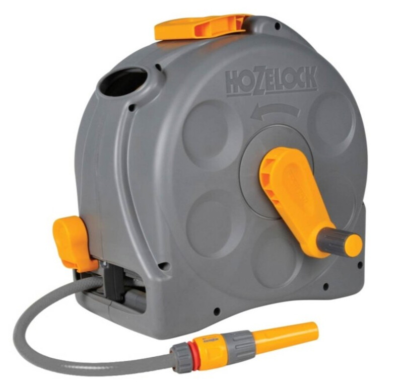Hozelock Enclosed Hose Reel With Hose And Sprayer 25M