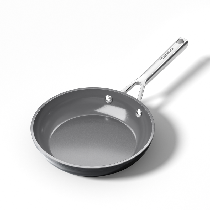 naturepan Diamond Titanium keramische koekenpan 20 cm - Antiaanbaklaag zonder PTFE/PFOA/PFAS - Koel handgreep - Inductie- & ovenbestendig - Vaatwasserbestendig - Melkweiß