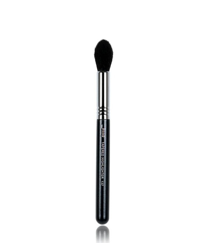 Jessup 137 Tapered Highlighter & Contour Brush
