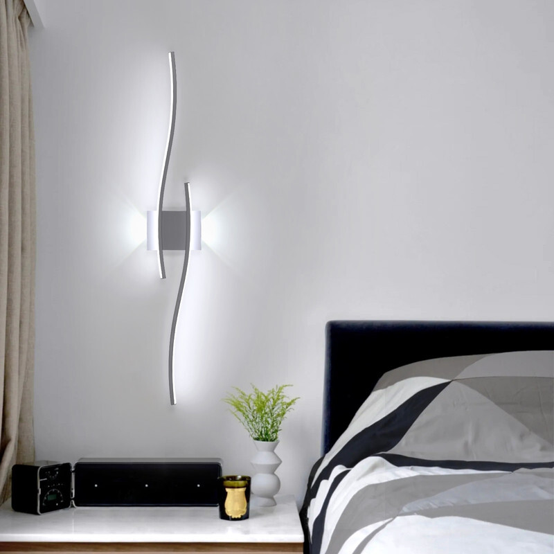 Pheashine Individuell geformte Wandleuchte aus Aluminium, weiß, 27 W, weißes Licht 6500K