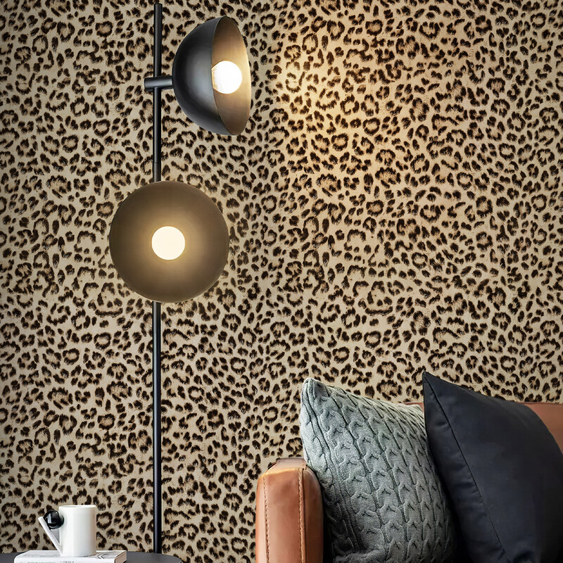 Leopard Print Peel and Stick Wallpaper 44x305cm 1 Roll