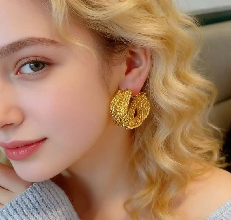 Verbex European and American style gold, real gold cable earrings, earrings, all-season earrings