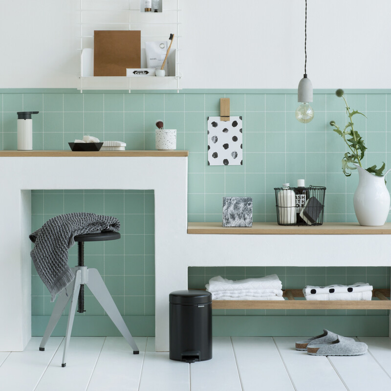 NewIcon Pedal Bin, 3 litre, Soft Closing, Plastic Inner Bucket, Matt Black