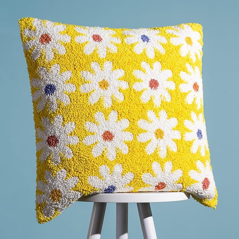 Cushion Daisy Square Knitted Mellow Yellow 45x45cm