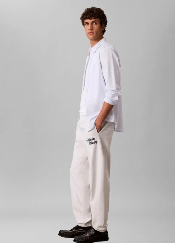 Calvin Klein Jeans Men Relaxed Embroidered Logo Joggers - Snowy Heather