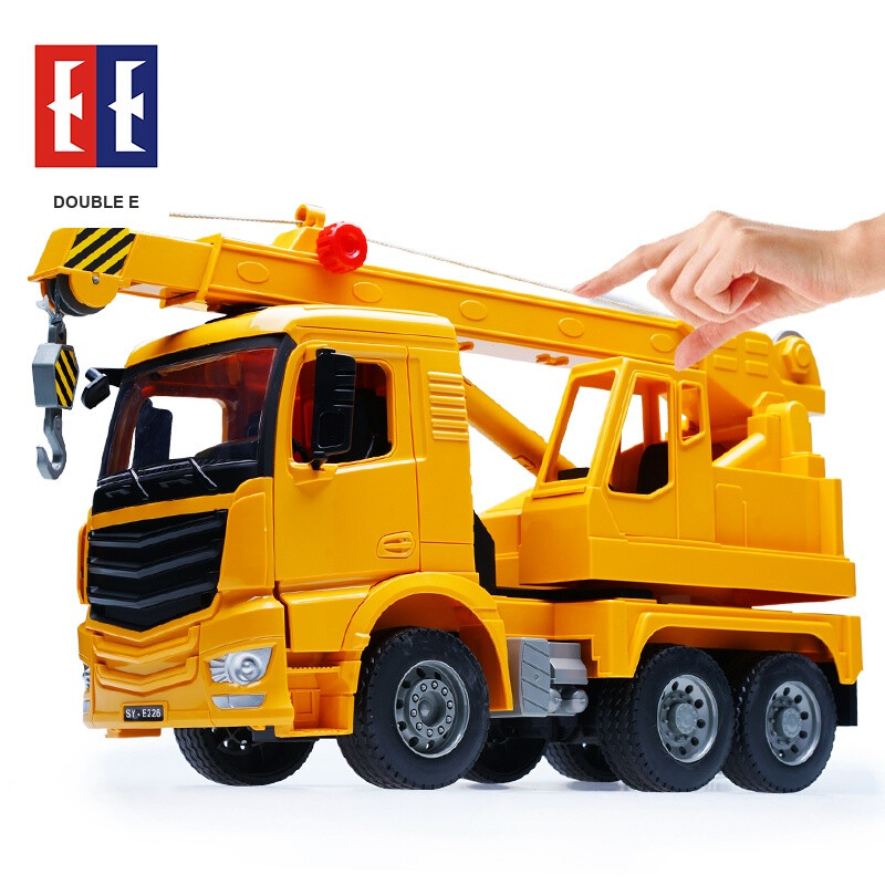DOUBLE E Kranwagen 1:20 manuell, Ausleger 34,5-54 cm mit Hubhaken, kippbare Kabine, öffnbare Türen, Baustellenfahrzeug Spielzeug, Geschenk ab 6 Jahren