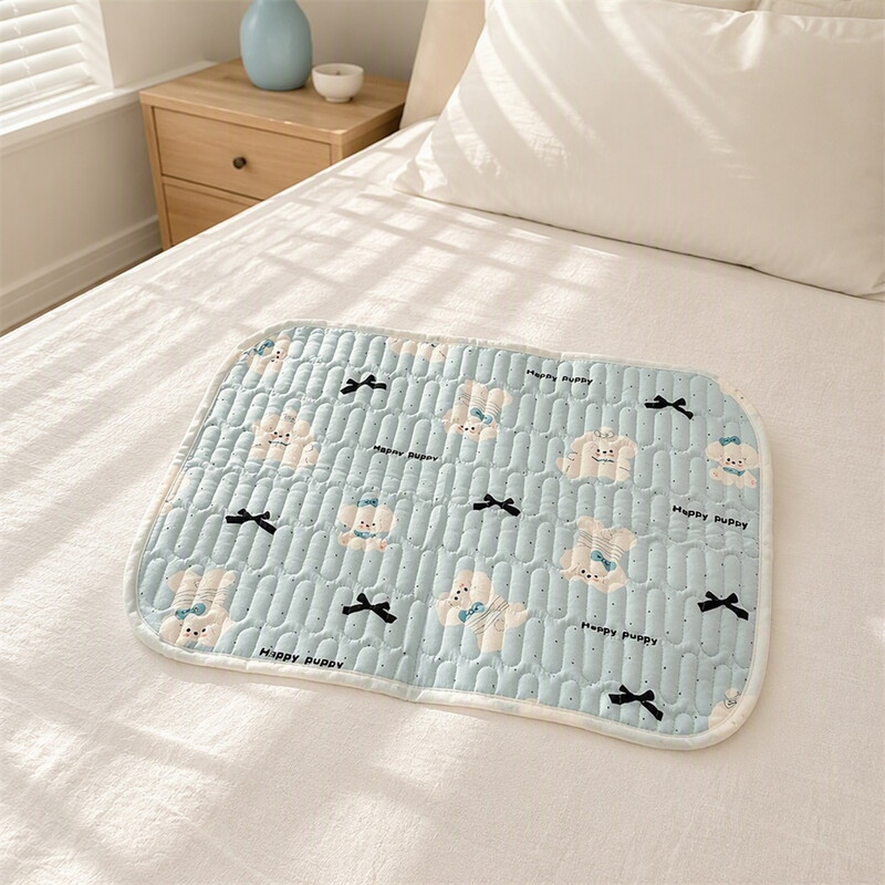 Huacan menstruatiekussen, absorberend matras, antislip, lekvrij, vuilafstotend, wasbaar in de wasmachine, speciaal ontworpen voor menstruatieperiodes, 70*100cm