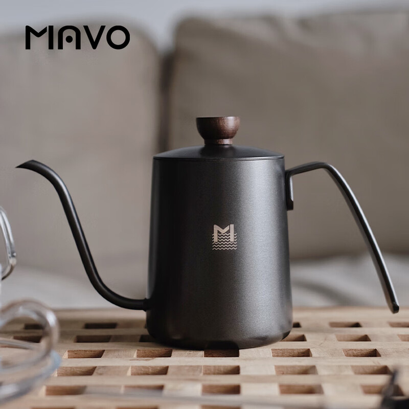 MAVO Deep Pour Over Kaffeekessel Schwanenhals-Tülle Filterkaffee-Set Edelstahl Durchflussstabilisator 600 ml