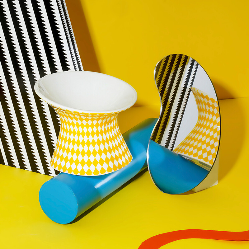 Yellow Diamond-Grid Ceramic Food & Water Bowl for Cats & Dogs, Large Size, 165 x 165