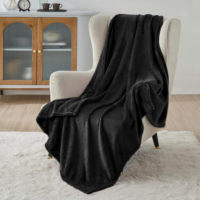 Flannel Blanket-Solid Black130x150cm*1pcs100%Polyester