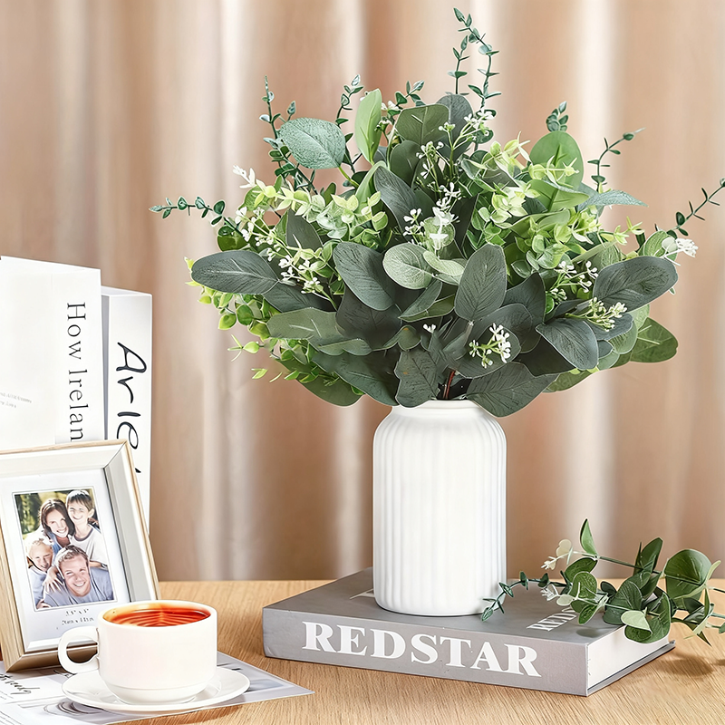 40pcs 13.97in/35.5cmArtificial Eucalyptus Stems, Mixed Faux Greenery Stems Fake Silve