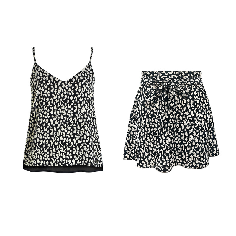 v-neck black printed camisole and pantskirt set M