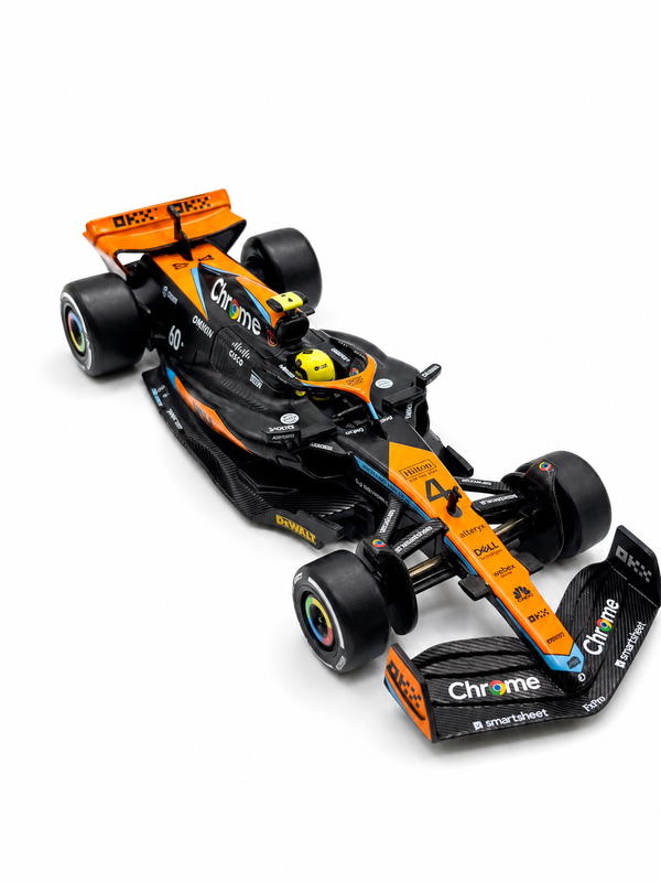CCA 1:43 McLaren F1 Australian Grand Prix Edition Rennwagen – Nr. 4, Druckgusskarosserie, Acrylverpackung mit Display-Basis, Sammlerwertiges Rennwagenmodell, Ideal für Autosammler