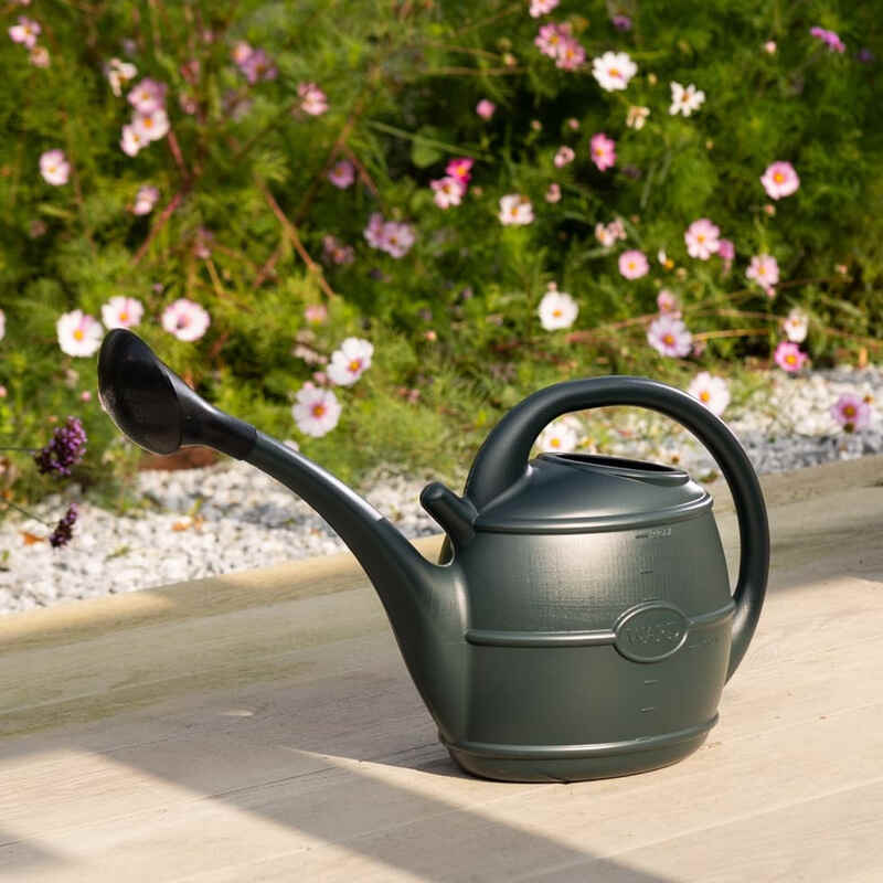 Strata Ward Watering Can 10L Green