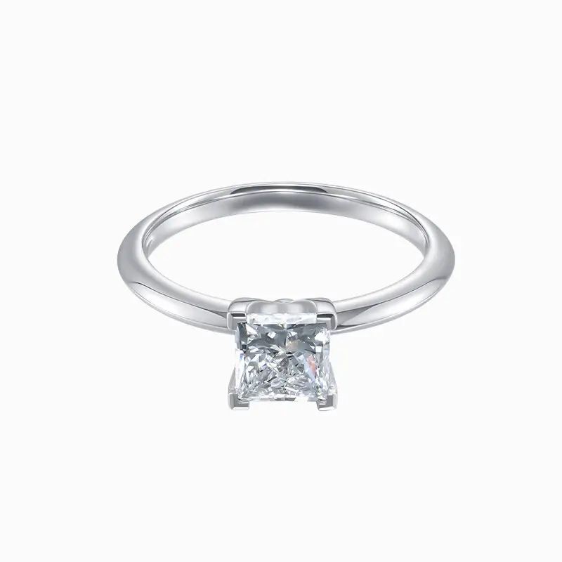 ALAIN MICHAL Prisme Silber vergoldet 1 Karat Quadratischer Ring mit labgezüchtetem Diamanten
