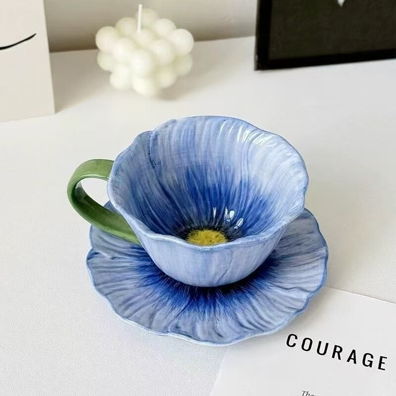 YumiPLUS koffiebeker set met lichtblauw bloemenmotief