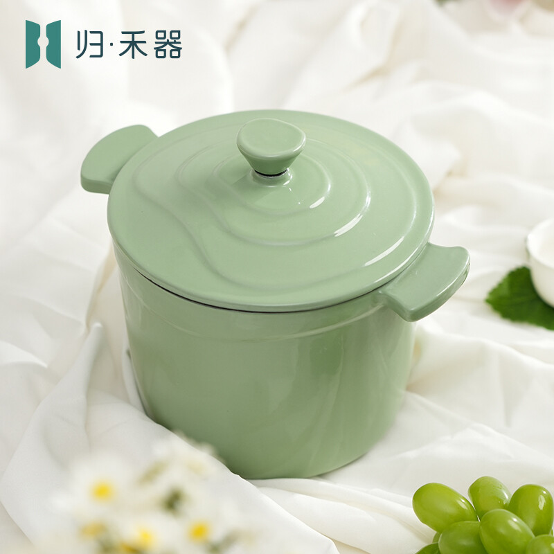 Guihe geëmailleerde gietijzeren babyvoedingspan, multifunctionele mini-pan voor pap en soep, geschikt voor inductiekookplaat, hotpot voor één persoon, licht grasgroen, 14 cm, 1,3 liter